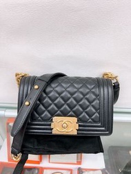 (尖沙咀門市💖) Chanel boy 20 small black 黑金