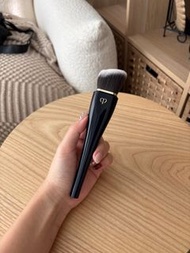 cle de peau 粉底掃 門市購買