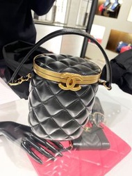 🆕 Chanel bag 圓筒包 vanity case 水桶迷你化妝包