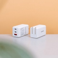 omars GaN 67W快速充電器