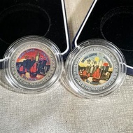 一套2個 1997香港回歸特别記念幣 $1 一元 傍晚和日落晚霞 精裝各1個 英國皇家 HK Returns to China  Color and General One Dollar Coin B