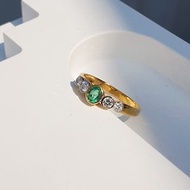 Solid 9K yellow gold Colombian emerald ring set with Diamond VS1