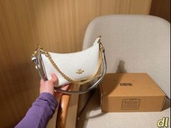 Coach 蔻馳腋下包