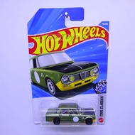 HIJAU Hot Wheels Alfa Romeo Giulia TI Super Green Yellow Base