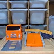 Tomica Part Truck Factory
