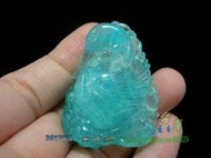 【阿誠§收藏】玻璃種強螢光《藍玉髓俗稱台灣藍寶》天空藍《 天鵝 》水晶翠