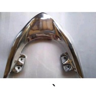 Begel Behel pegangan jok belakang untuk motor Honda Blade 110 kerangka hitam dan perak.