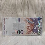 Malaysia 1996-1998 Series 8, Rm100 UNC Condition original BANKNOTES