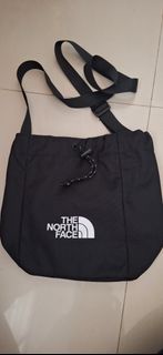 The North Face 黑色單肩包水桶袋