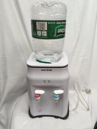 冷熱水機