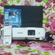 Infocus Proyektor Projector EPSON EB-S400 S400 Bekas Fullset