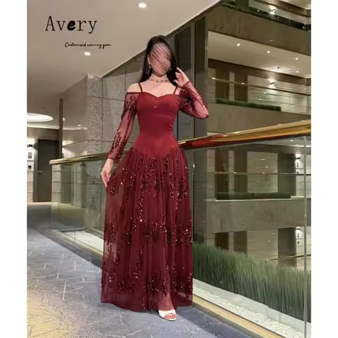 Avery Custom Burgundy Shiny Sweetheart Spaghetti Straps Luxury Dresses for Prom Dress 2026 Party Dre