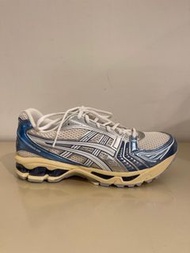 ASICS kayano 14