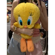 Tweety Bird Doll Looney Tunes Label Size 19 Inches *** The Marks On The Last Picture Of The Little O