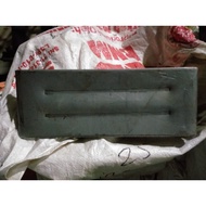 Tractor wheel leaf measuring 10x27cm 4 millimeters thick