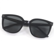 成色極佳 □ GENTLE MONSTER by Wellington Eyewear 太陽眼鏡 黑色 63□16-147 示範鏡片 含包裝盒和眼鏡盒 男士