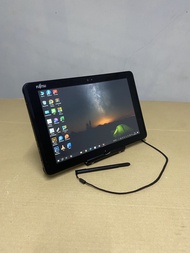 แท็บเล็ต 2in1 Fujitsu ArrowsTab Q507/PE Atom X5-Z8550(RAM:4GB/SSD:63-125GB)+ปากกาตรงรุ่นและแถมขาตั้ง