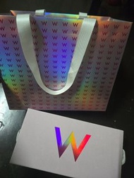 W hotel奶皇月餅一盒連禮品袋剛取
