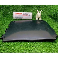 YAMAHA RXZ TOOL BOX CAP / PENUTUP BEKAS SPANA | 100% ORIGINAL YAMAHA HONG LEONG - 55F-F473T-00