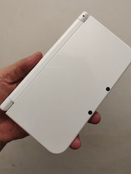 日版任天堂 Nintendo NEW 3DS LL 主機 變壓器 無盒 如照片中 白色