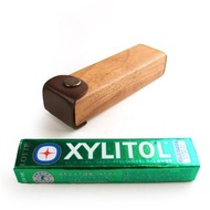 木と革で作った　粒ガム専用ケース(XYLITOL,Clorets etc)