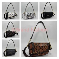 ◕Guess Slingbag Serpentine Pattern Women Shoulder Underarm Bag