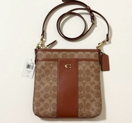 Newshop สะพายข้าง KITT MESSENGER CROSSBODY IN COLORBLOCK SIGNATURE CANVAS CC533