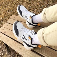 New Balance 708 老爹鞋