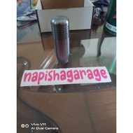 Universal manual shift knob