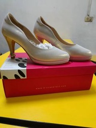 全新 百貨公司專櫃 DIANA 黛安娜 高跟鞋 女鞋 白色 尺寸24.0公分 跟高8公分 牛皮 台灣製