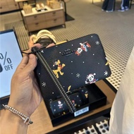 ＜102＞Coâćh_ X Disney กระเป๋าสตางค์ลายการ์ตูนคริสต์มาสที่ร่วมแบรนด์  CN031 CN033 CN025 CN026 CN005