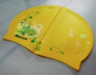 ★★魔力游泳用品館★★全新 Marium 超人氣矽膠泳帽 (黃色款 )