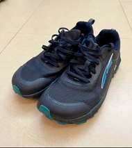 **Altra Timp 3 越野跑鞋出售**