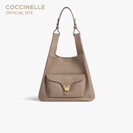 COCCINELLE กระเป๋าโท้ทผู้หญิง รุ่น BEAT SHOPPING SHOPPING BAG 110201 สี WARM TAUPE/ROSETTE