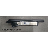 Mercedes Original 2206802735 9B51 Rear Outer Left Door Entrance Step Cover W220 S-Class