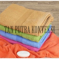 Champion Plain Towel 50x100cm