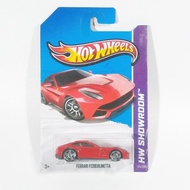 MERAH Hot Wheels Ferrari F12berlinetta 2013 Red