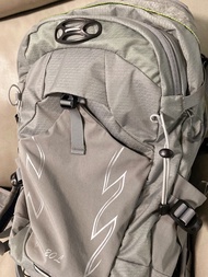 Xiaoying New Tonglu Magic Claw Upgraded Hydration Backpack 12 L20l Suspension Carrying Biking Walkin