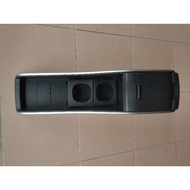 TOYOTA WISH ZGE20 ARMREST CONSOLE BOX
