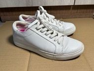 小白鞋-KENNETH COLE小白鞋（尺寸：US 6.5)（二手）