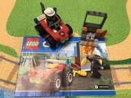 無盒、有說明書【睿睿小舖】〔二手、缺件不補〕LEGO 樂高 積木 60105 如圖。