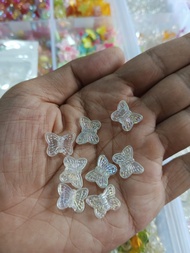 Manik Manik Mote Bentuk Kupu kupu Bening dan warna Ukuran 8 mm