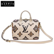 กระเป๋า Louis Vuitton รุ่น M45828 สีครีม ลาย Wild at Heart รุ่น Speedy Bandolier 25 [มือสอง]