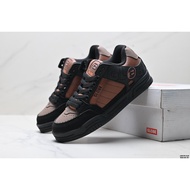 Globe Tilt Skateboarding Shoes DVS Bread Shoes Lakai Street Dance Shoes ETNIES Board Shoes Circa Lar