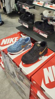 Nike Air Max Excee 牛仔布波鞋