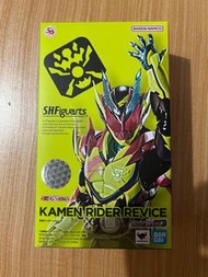 SHF 幪面超人 假面騎士 Kamen Rider REVICE