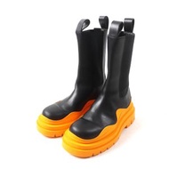 Bottega Veneta 皮革切爾西靴，側面有鬆緊帶，黑色和橙色，37.5 碼，義大利製造，狀況極佳。