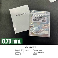 เพชร Moissanite รูปทรงกลม ไซส์ 0.70mm.-4.75mm. Cut: Heart&Arrow Clarity: vvs1 Color: D น้ำ: 100 เพชร