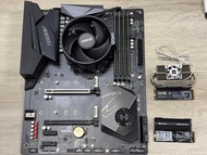 GIGABYTE AORUS X570 Elite主機板連AMD CPU，SSD