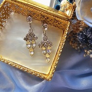 奧地利萊茵水晶燈吊墜小貴婦栓式耳環/復古珠寶首飾/美國西洋古董